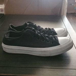 Boys Converse Chucks